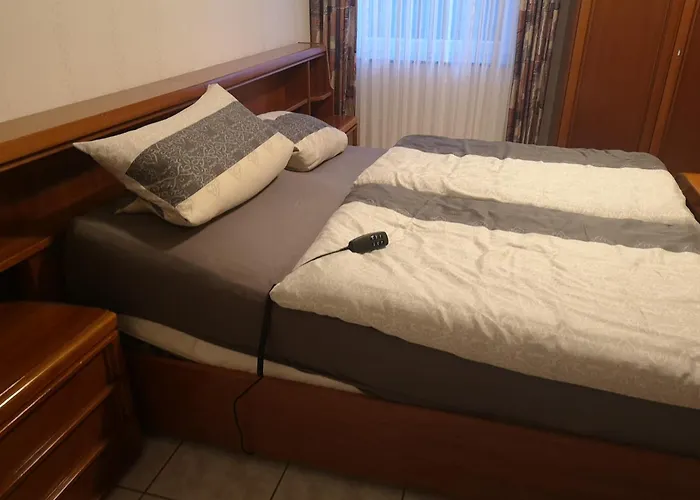 Ferienwohnung Am Park - Vulkanferien